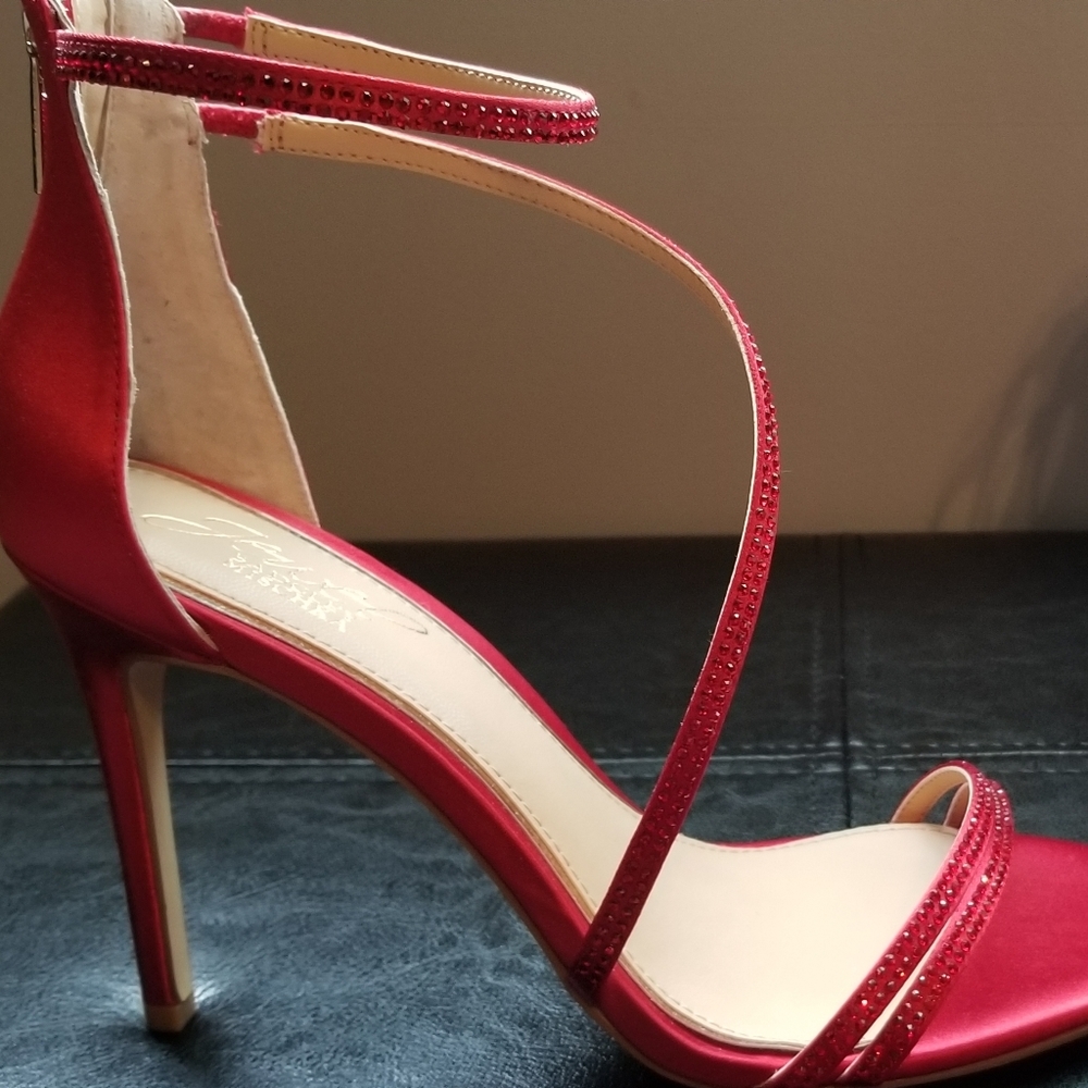 Jewel Badgley Mischka satin heels